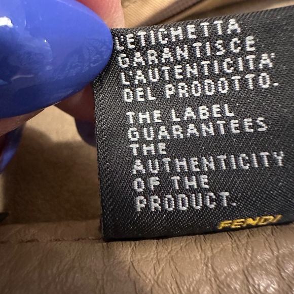 Fendi Tote Bag - Picture 8 of 11